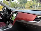 Фото 22 - Roewe RX5