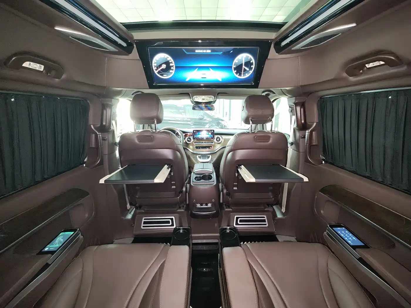 Mercedes-Benz V-Class 2022 V 260 L Long Wheelbase Prestige Edition фото 8