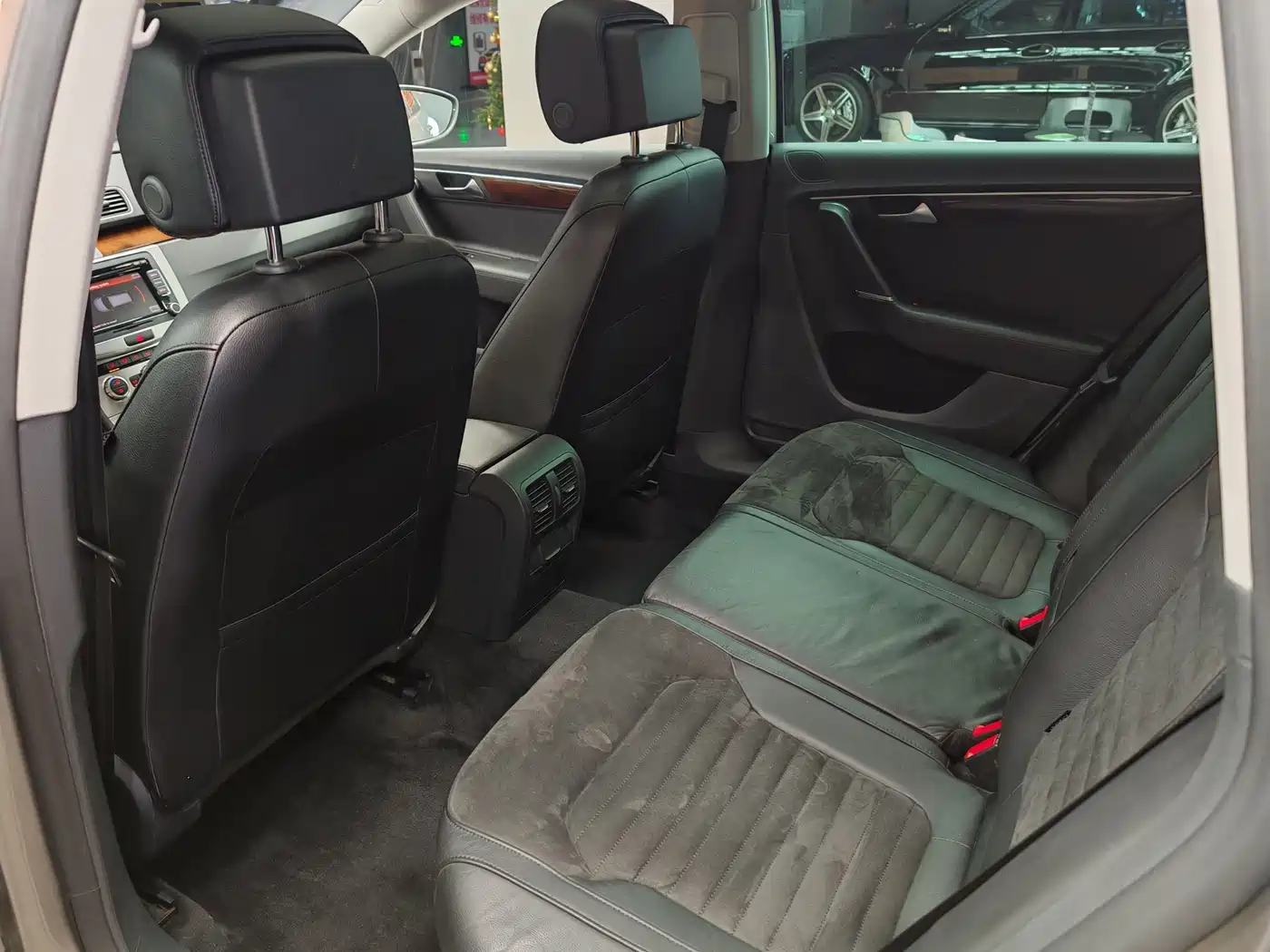 Volkswagen Magotan (Import) 2012 Wagon 2.0TSI Comfort фото 22