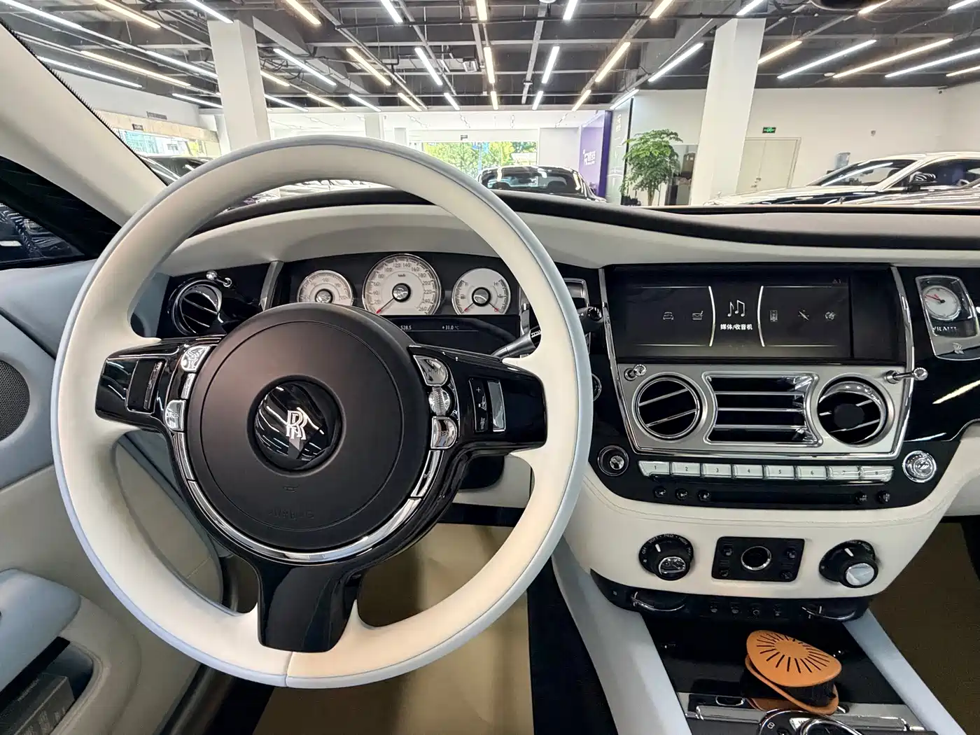 Rolls-Royce Wraith 2018 2018 6.6T Standard