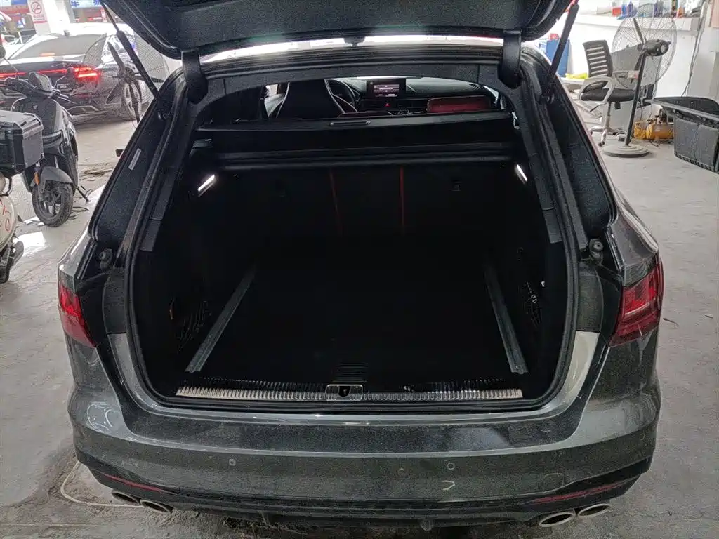 Audi S4 2024 S4 Avant 3.0TFSI фото 2