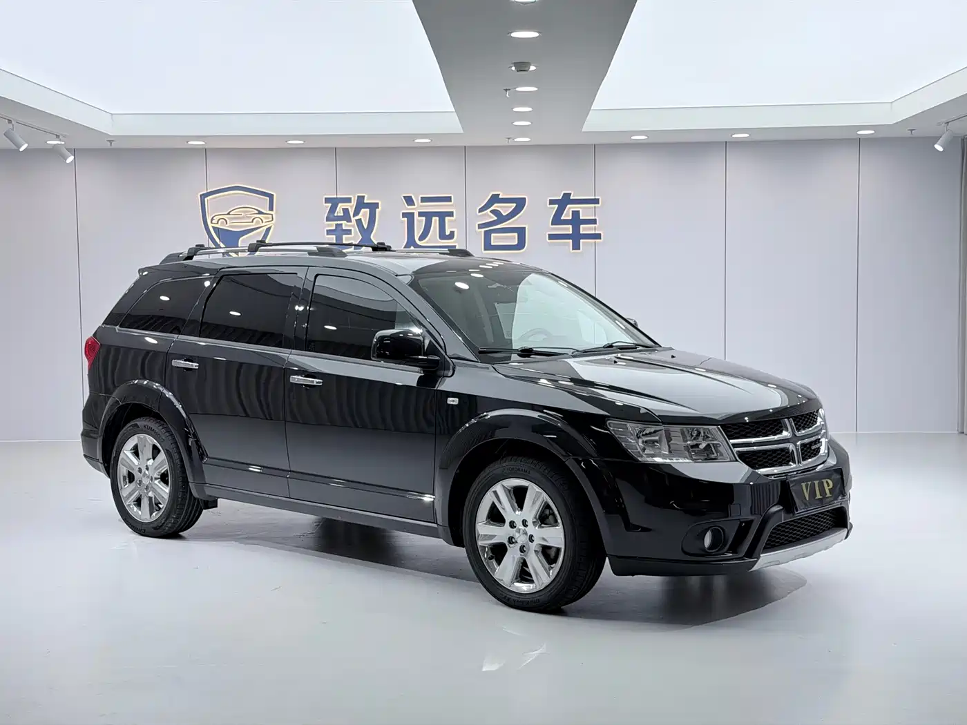 Dodge Journey 2013 2013 Model 2.4L 2WD Premium Edition