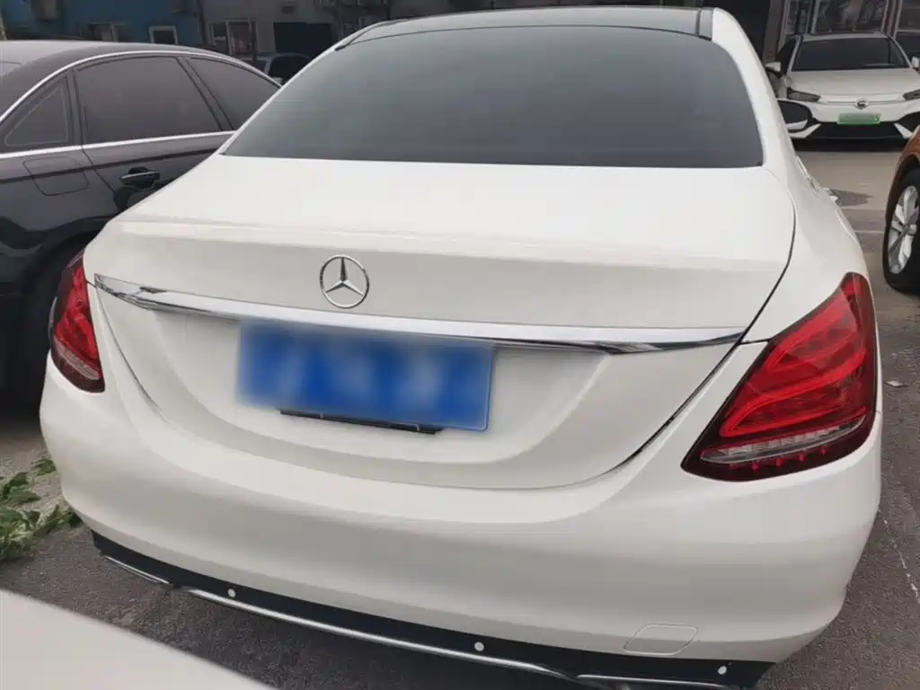 Фото 5 - Mercedes-Benz C-Class