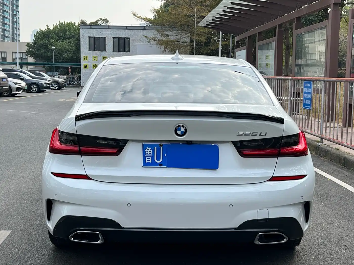BMW 3 Series 2021 Second Facelift 325Li M Sport Package фото 3