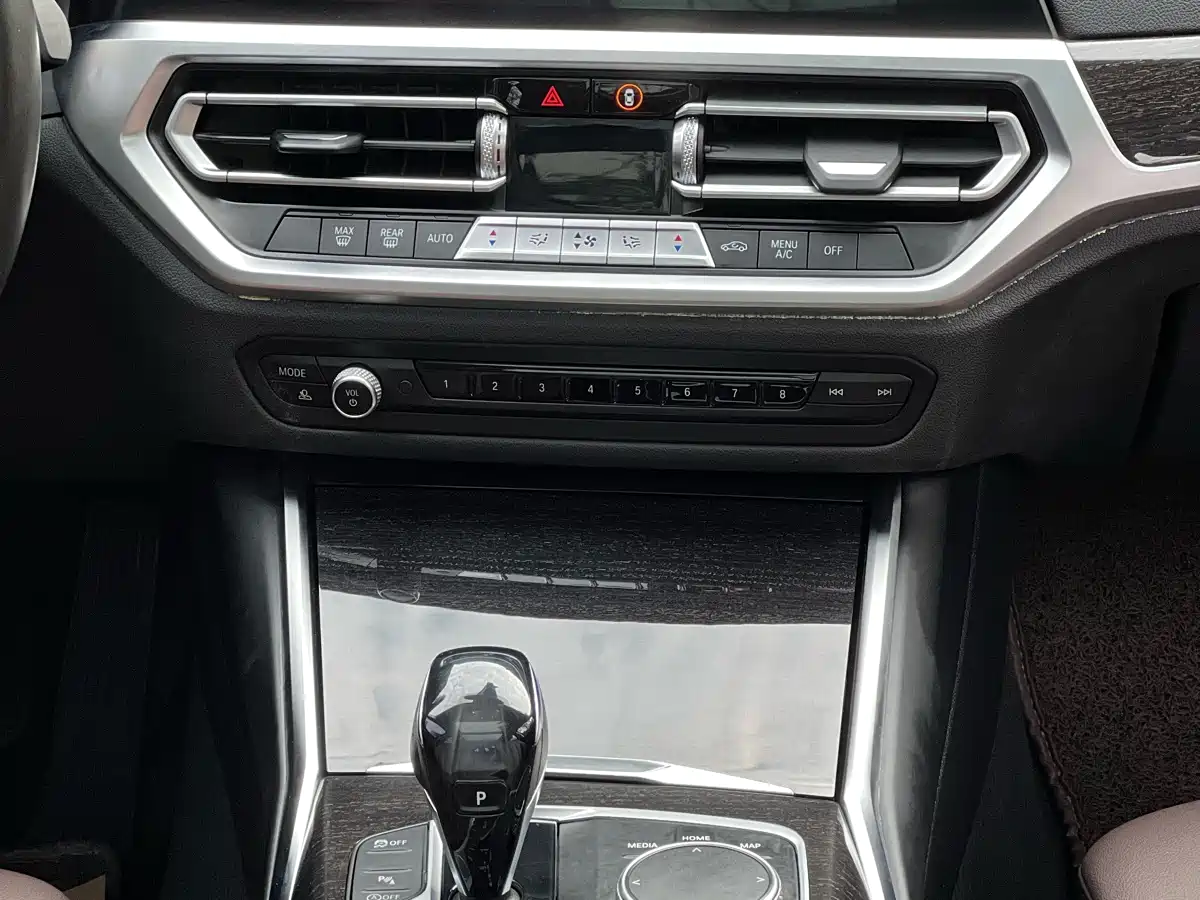 BMW 3 Series 2021 Second Facelift 325Li M Sport Package фото 14