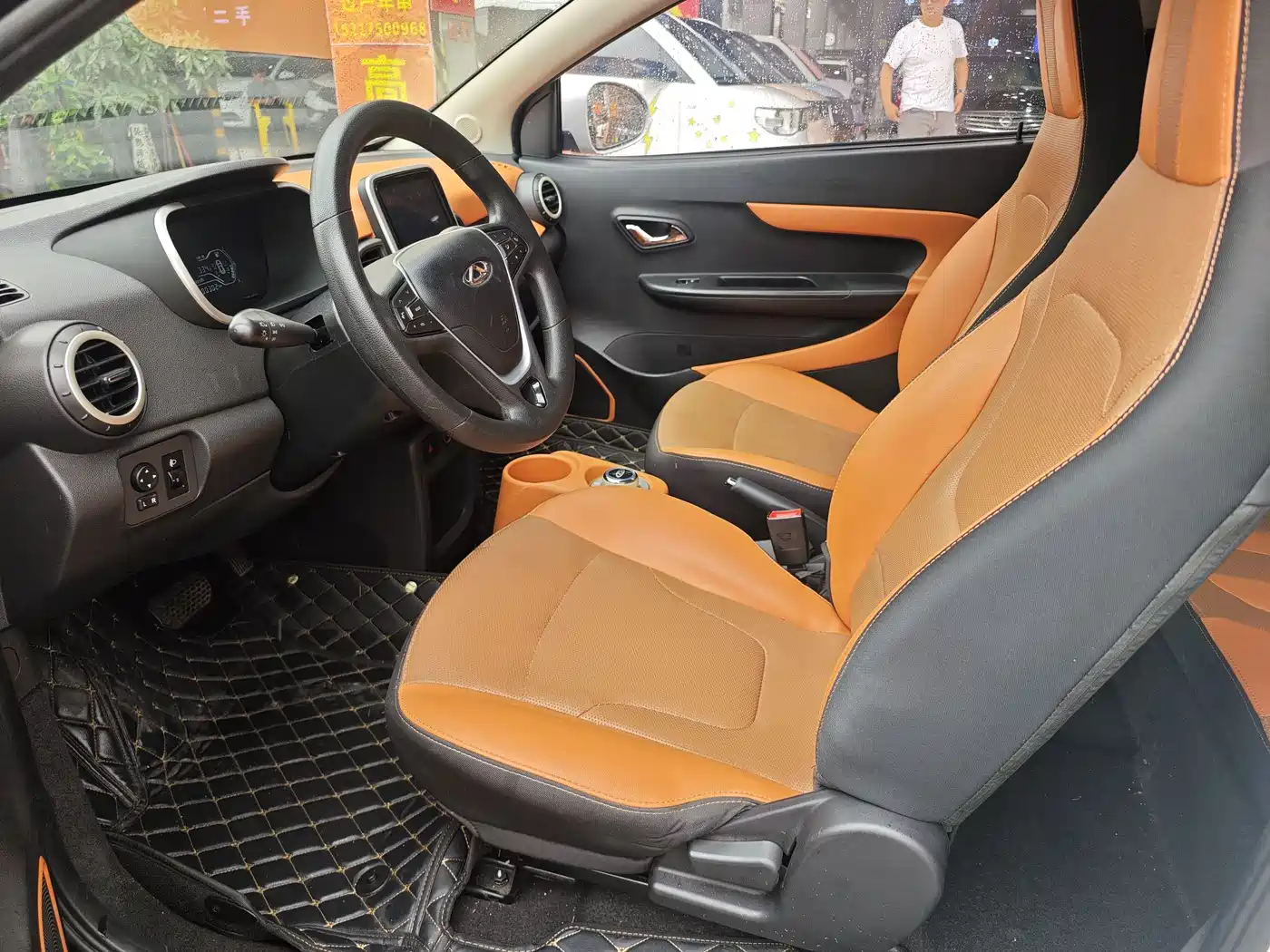QQ New Energy Little Ant 2019 2018 400 4-Seater Premium Smart Edition