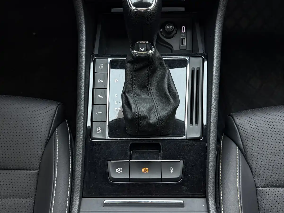 Škoda Superb 2023 2023 TSI280 DSG Premium Edition