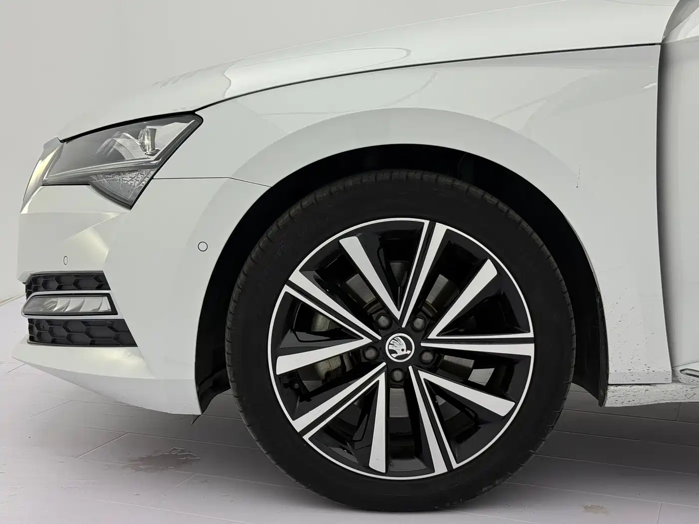 Škoda Superb 2023 2023 TSI280 DSG Premium Edition