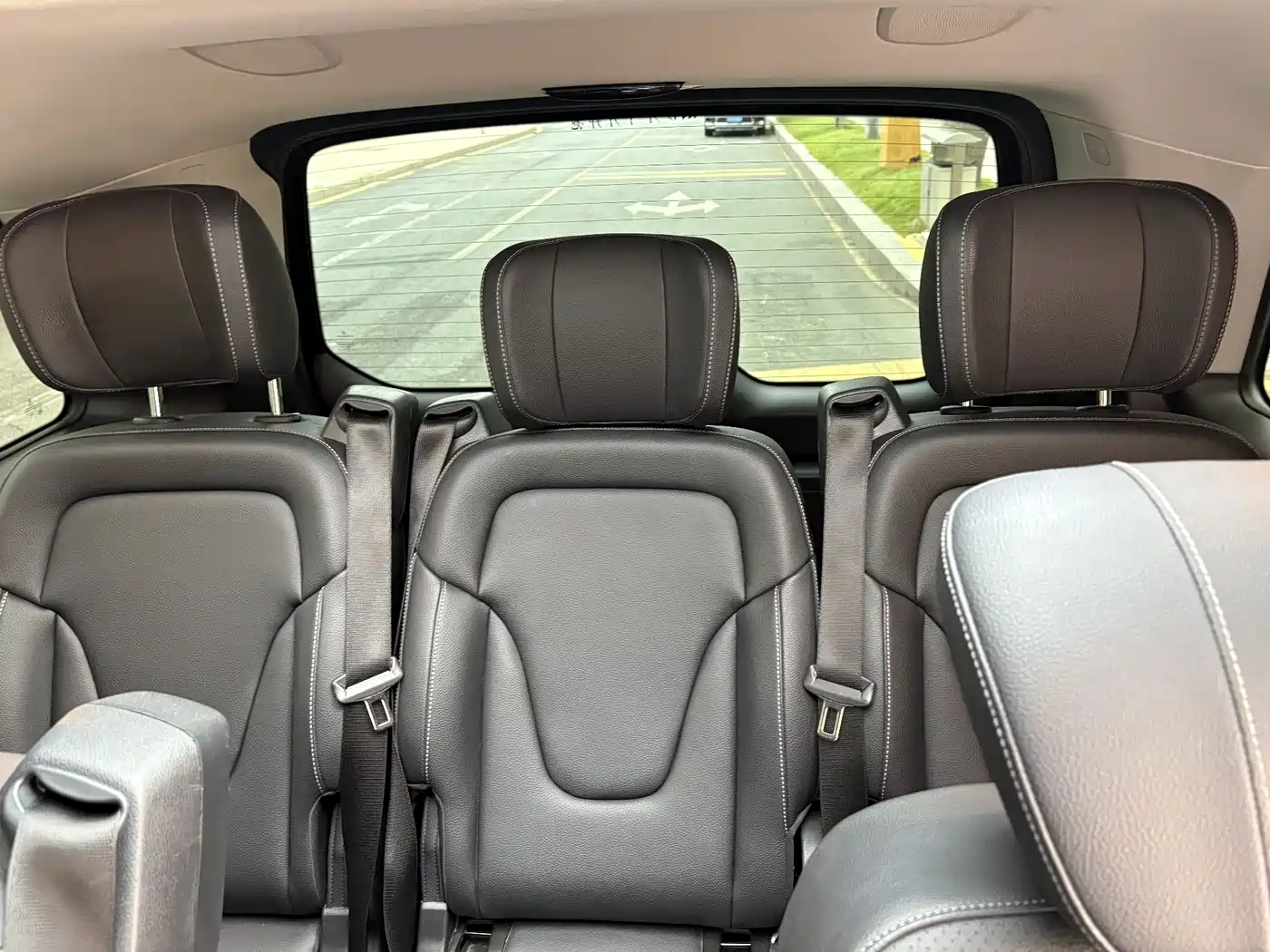 MERCEDES-BENZ V CLASS