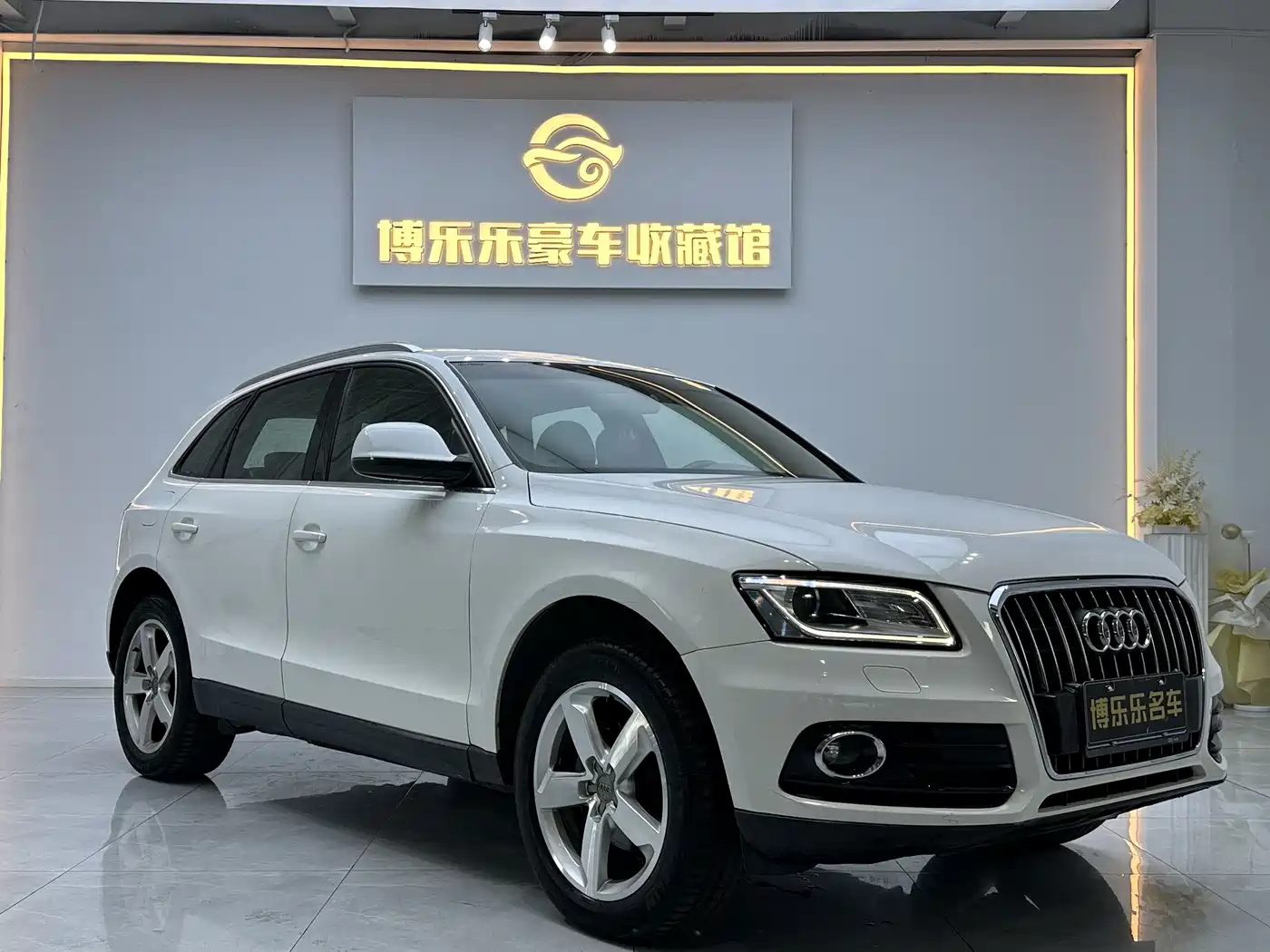 Audi Q5 2013 40 TFSI Technology фото 3