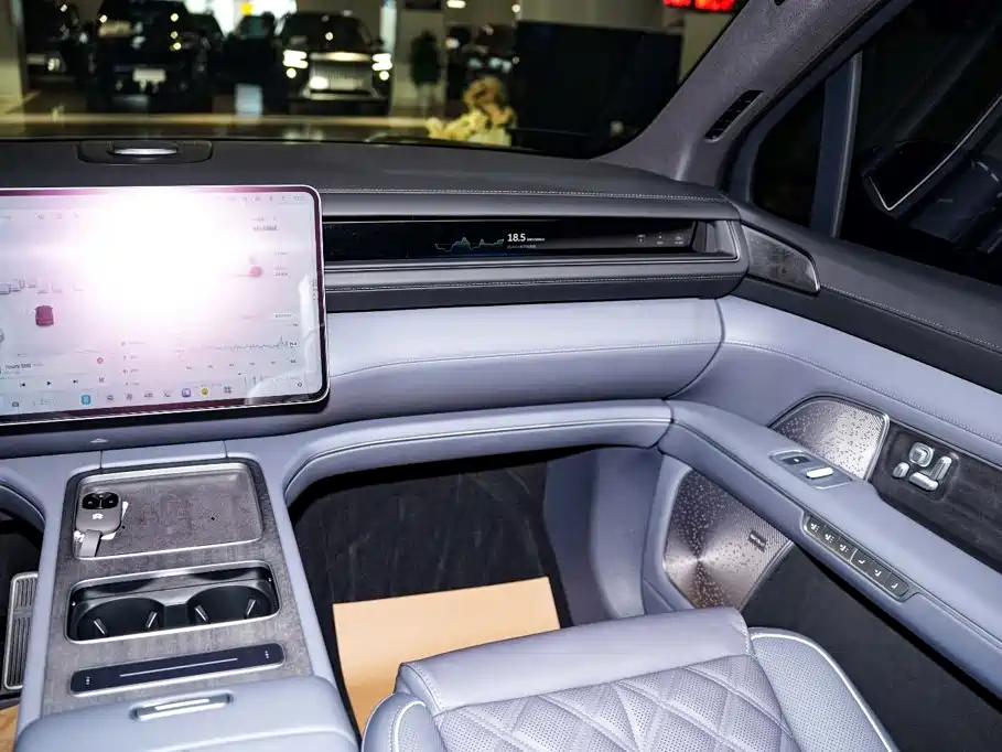 NIO ES8 2026 2025 Model 6-Seat Executive Luxury Edition