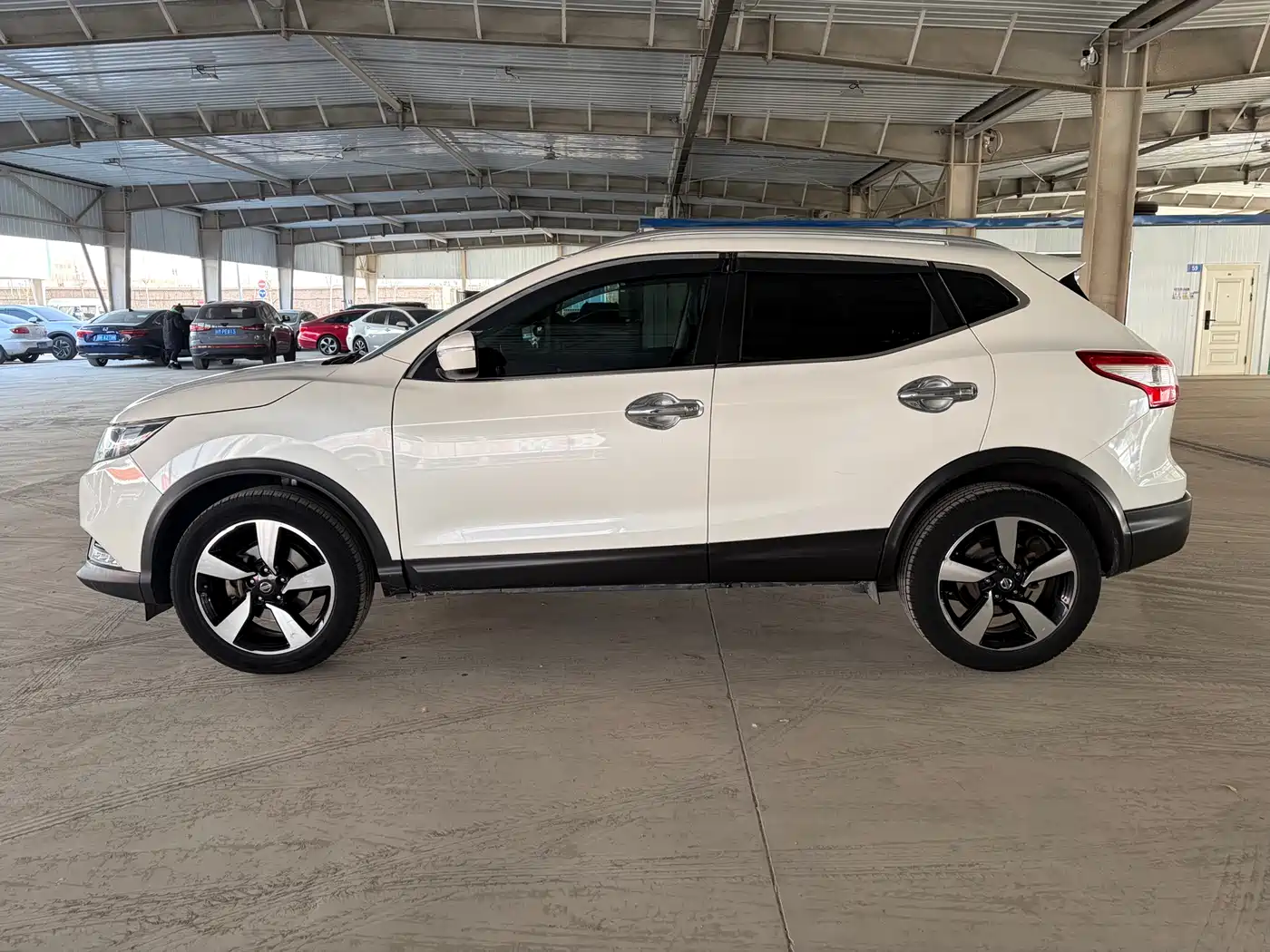 NISSAN QASHQAI