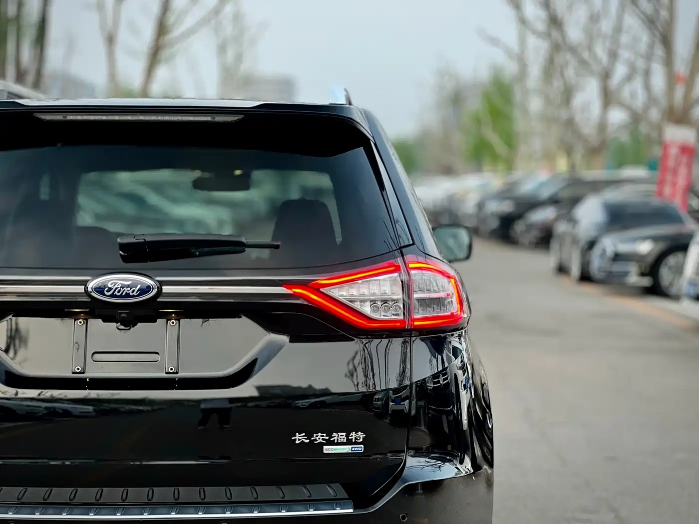 Ford Edge 2017 2016 EcoBoost 245 4WD Luxury 7-Seater