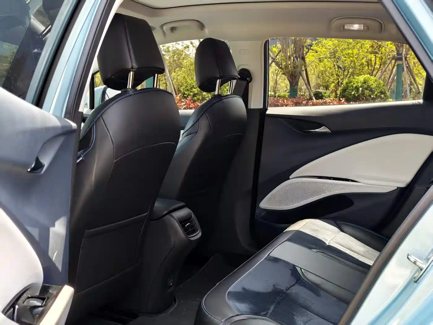 BUICK SLIGHTLY BLUE 6