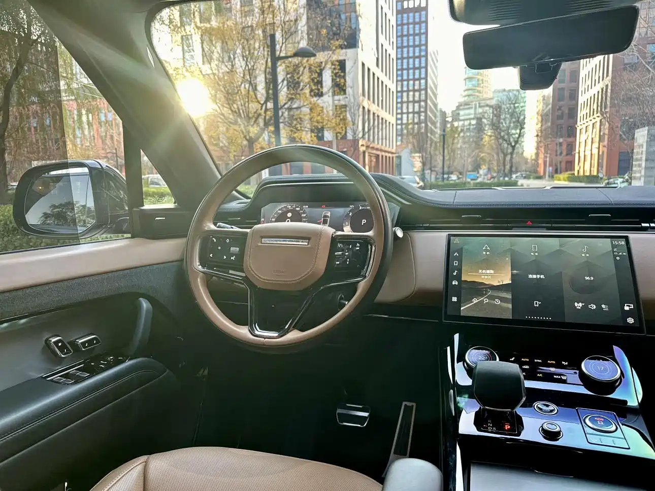 Land Rover Range Rover Sport 2023 400PS Dynamic SE фото 8