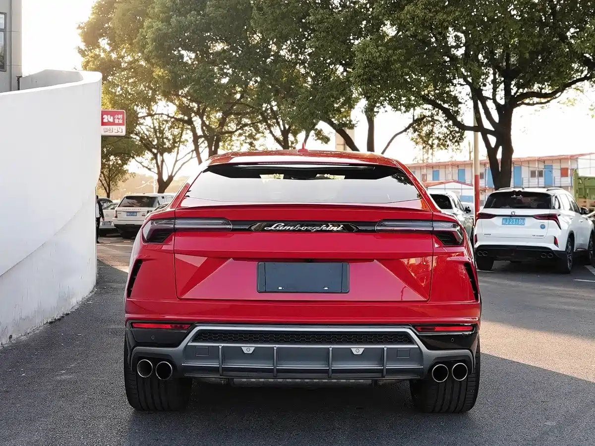 Lamborghini Urus 2021 4.0T V8 фото 6