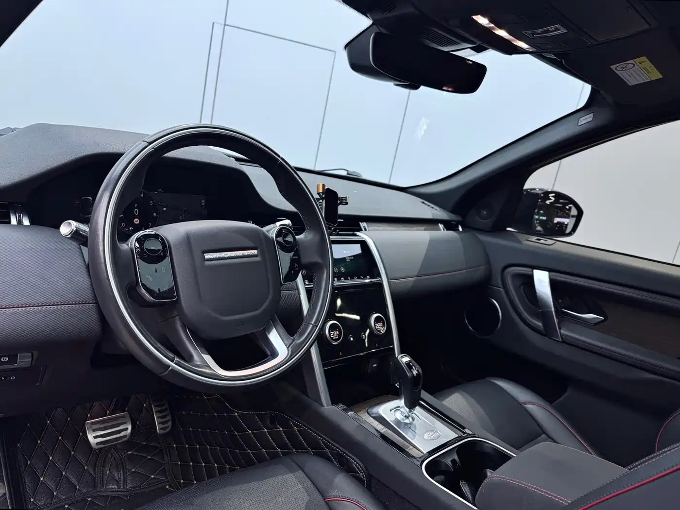 LAND ROVER DISCOVER SPORTS