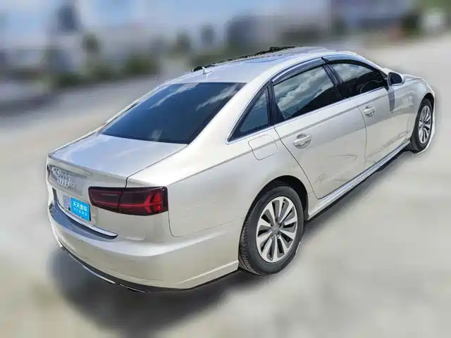 Audi A6L 2016 TFSI Comfort — фото 2