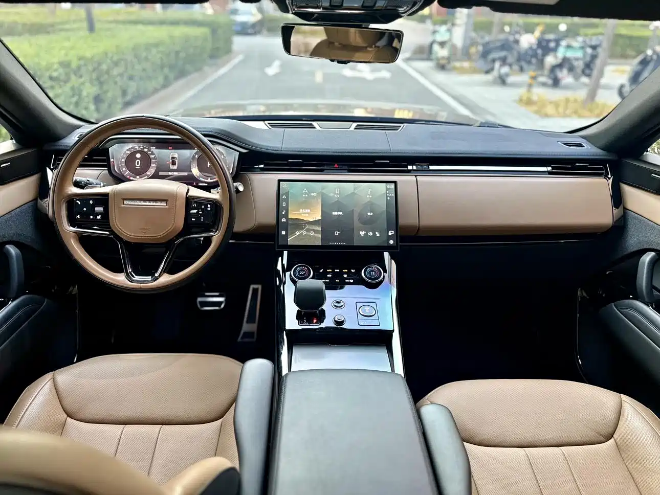 Land Rover Range Rover Sport 2023 400PS Dynamic SE фото 9