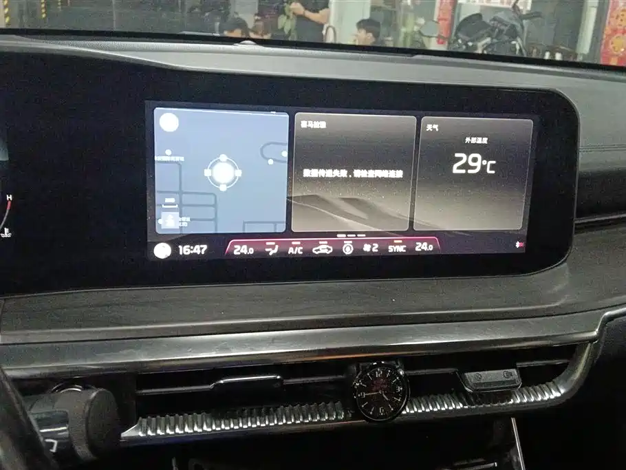 Kia K5 2020 270T CVVD Luxury Edition фото 13