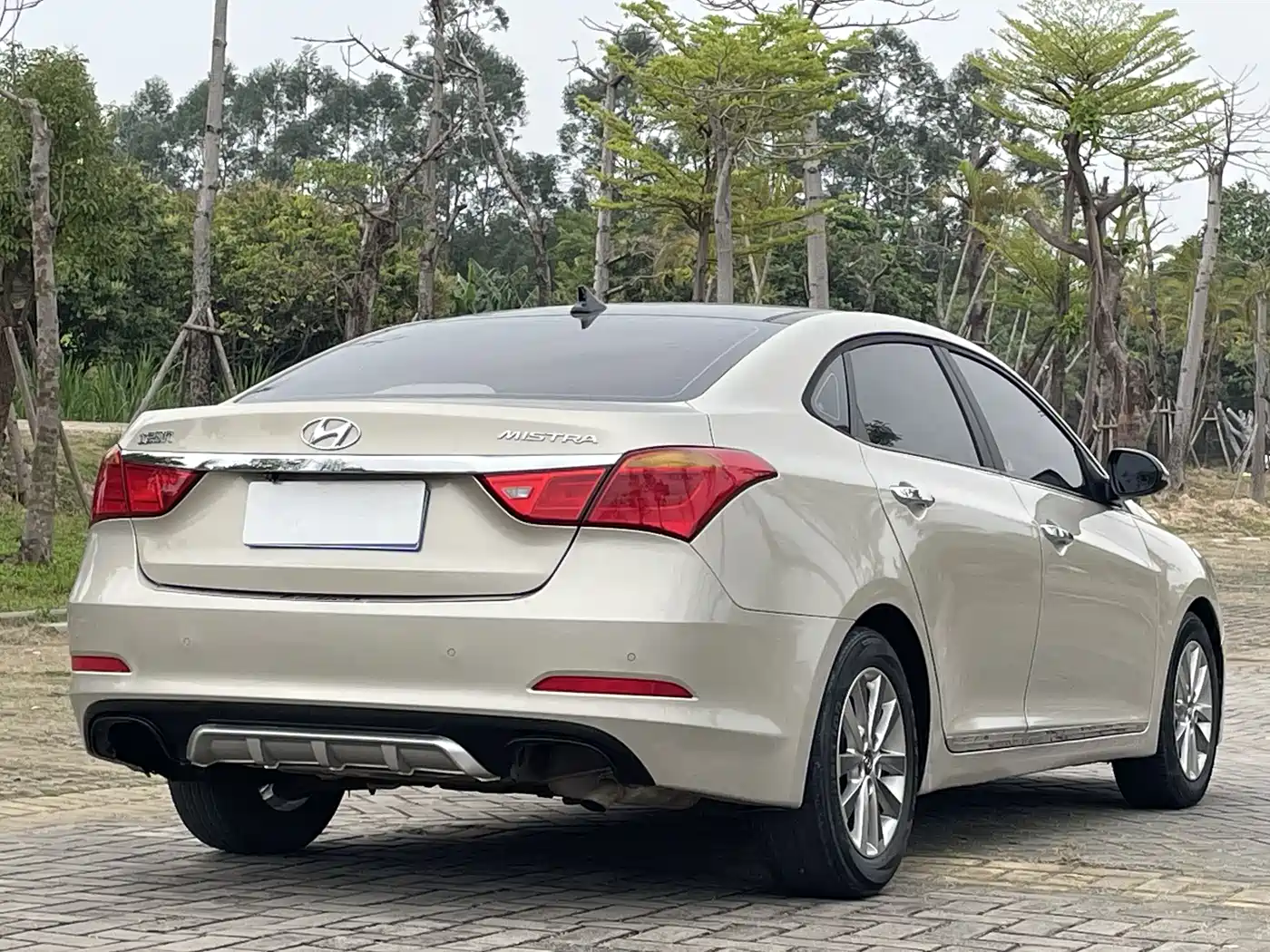Hyundai Mistra 2014 1.8L Auto Smart GLS фото 10