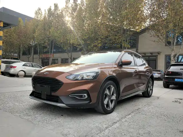 FORD FOX ACTIVE
