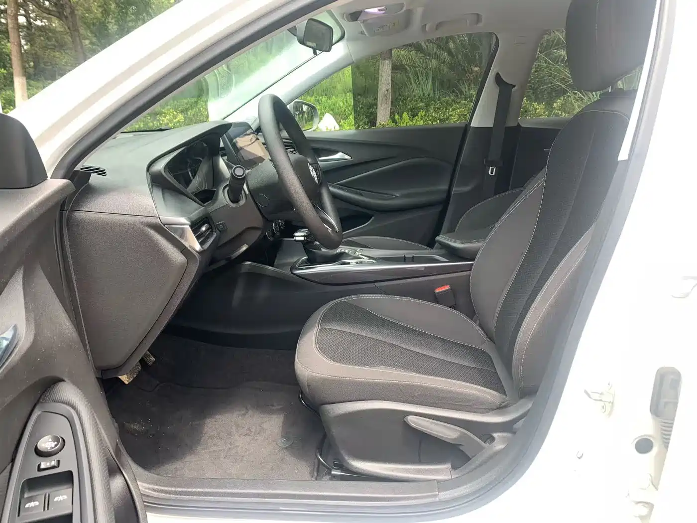Buick Verano 2024 2023 Pro Joy Edition