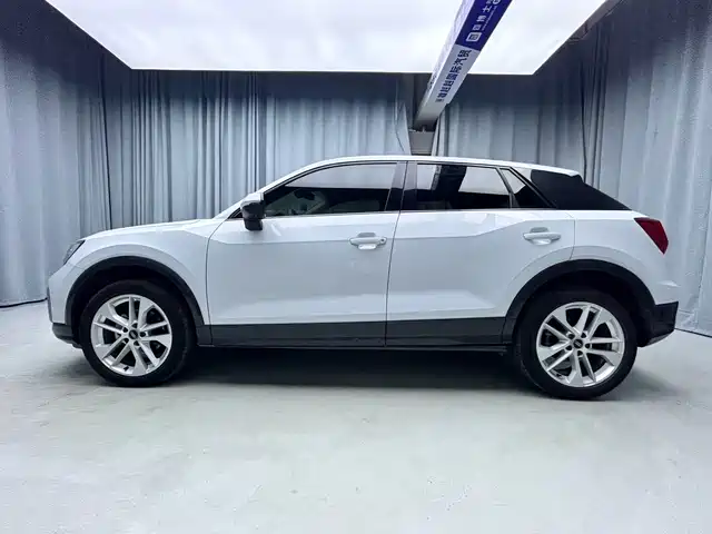 Audi Q2L 2022 35 TFSI Luxury Elegance — фото 4