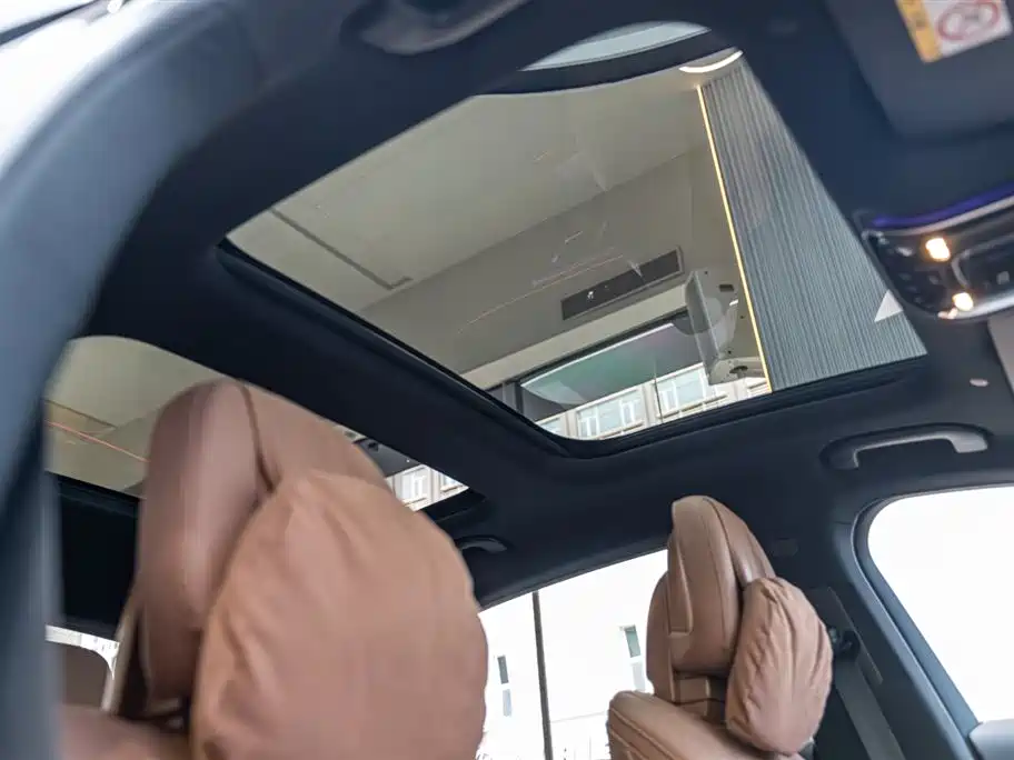 Mercedes-Benz E-Class 2025 E 300 L Luxury фото 5