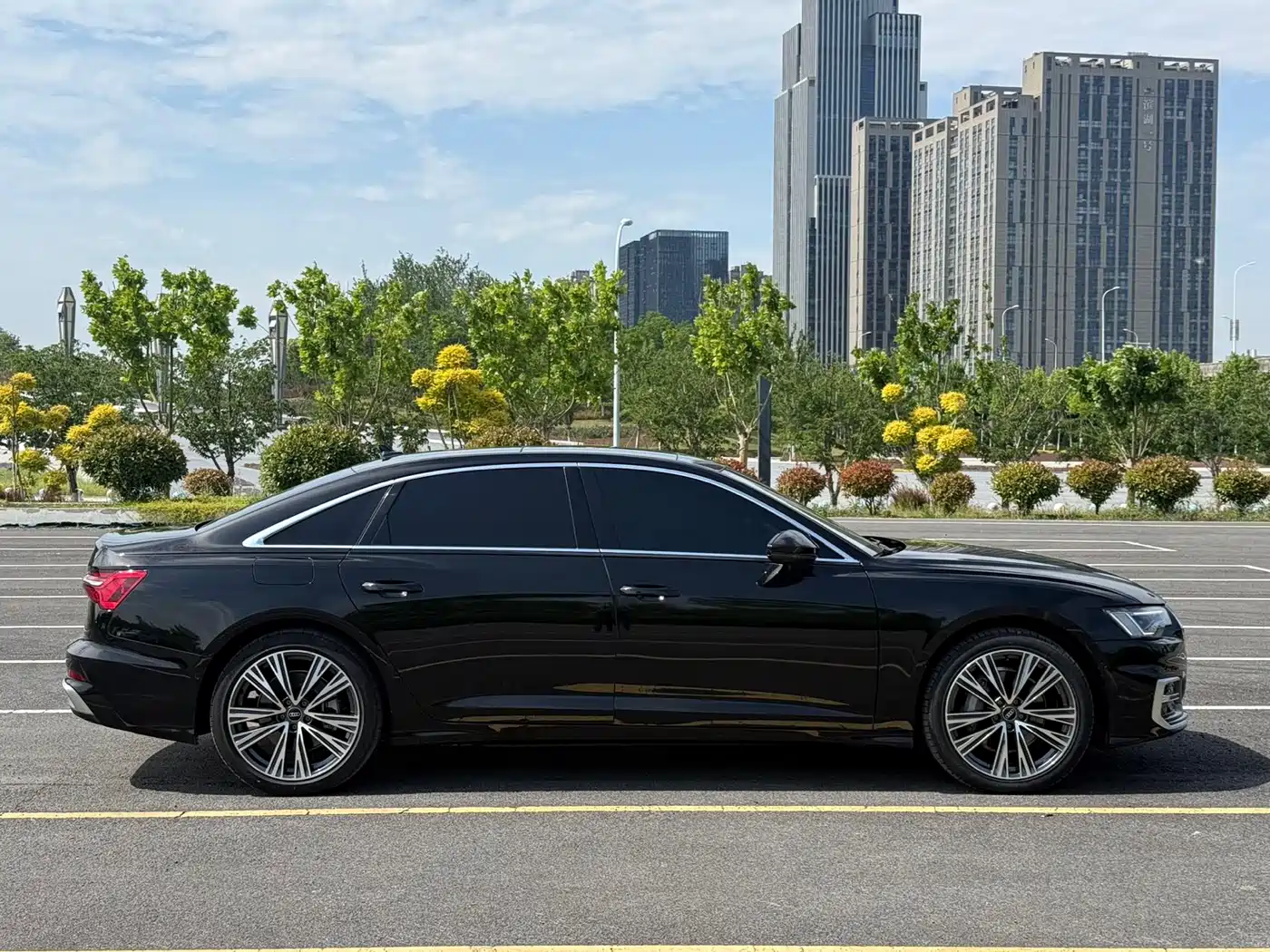 Audi A6L 2025 Model Year Facelift 45 TFSI quattro Premium Sport фото 8