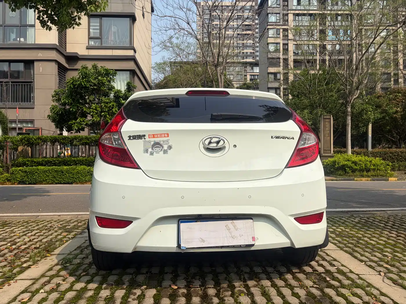 Hyundai Reina 2015 2014 Model 1.4L Automatic GLX