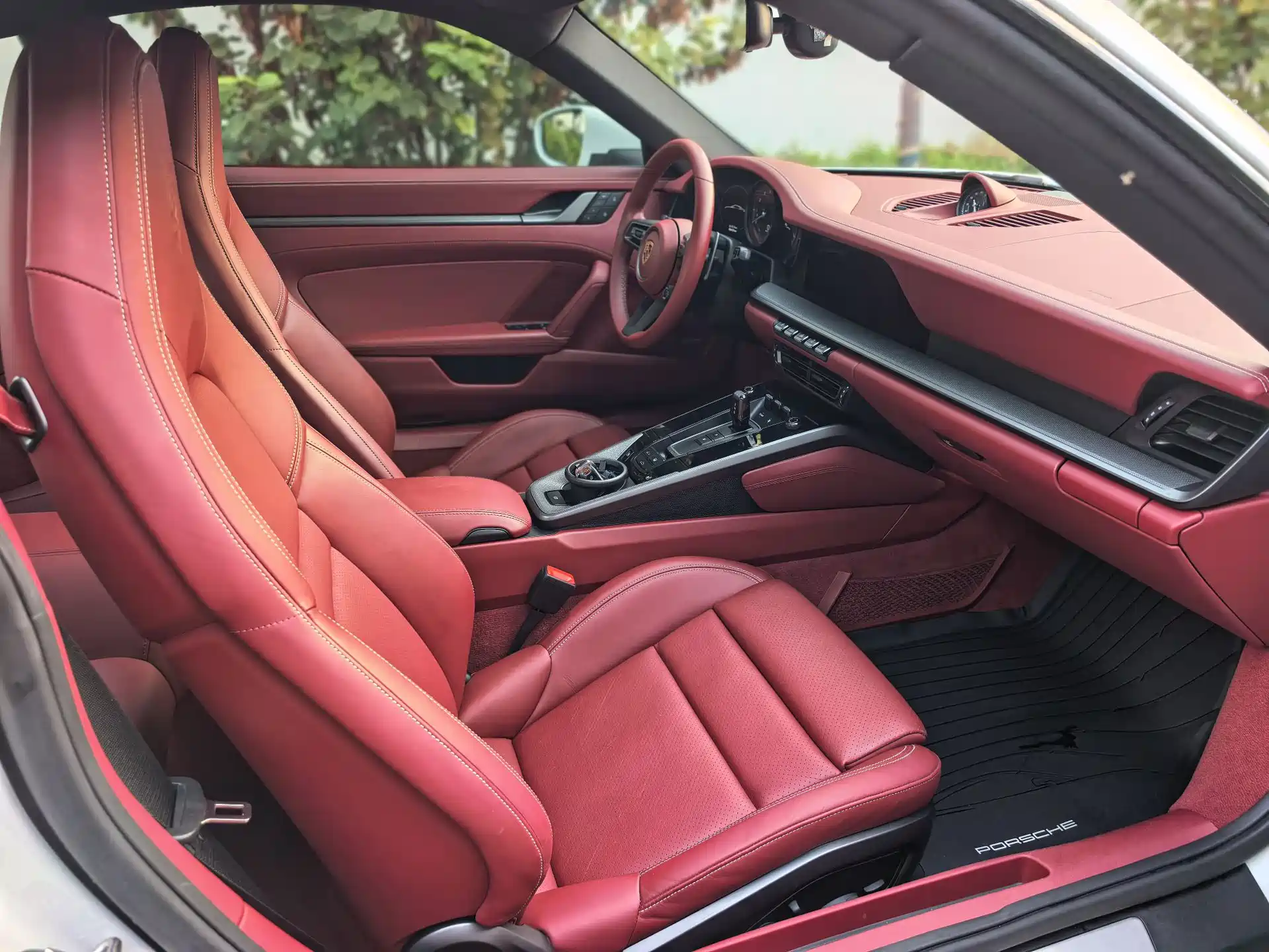 Фото 5 - Porsche 911