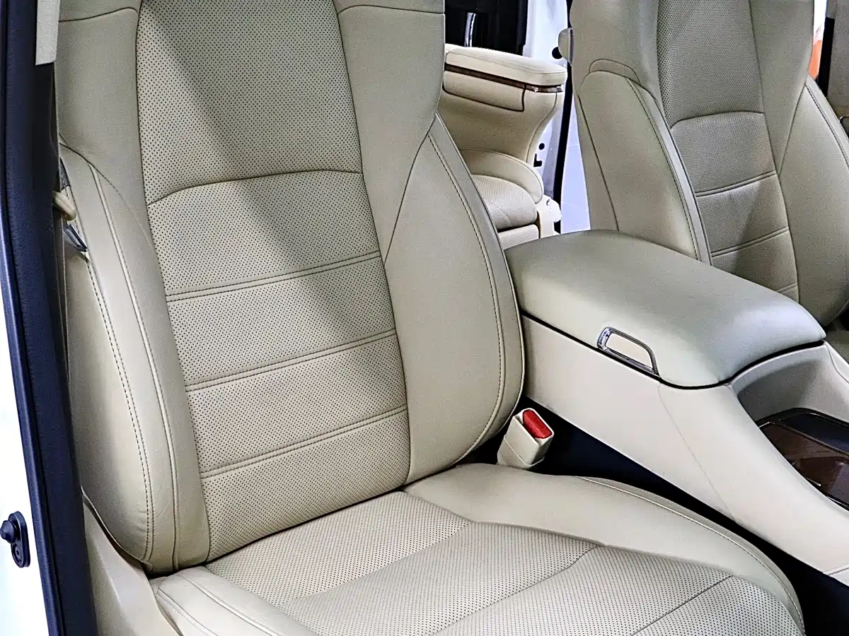 Toyota Alphard 2015 3.5L Premium Edition фото 16
