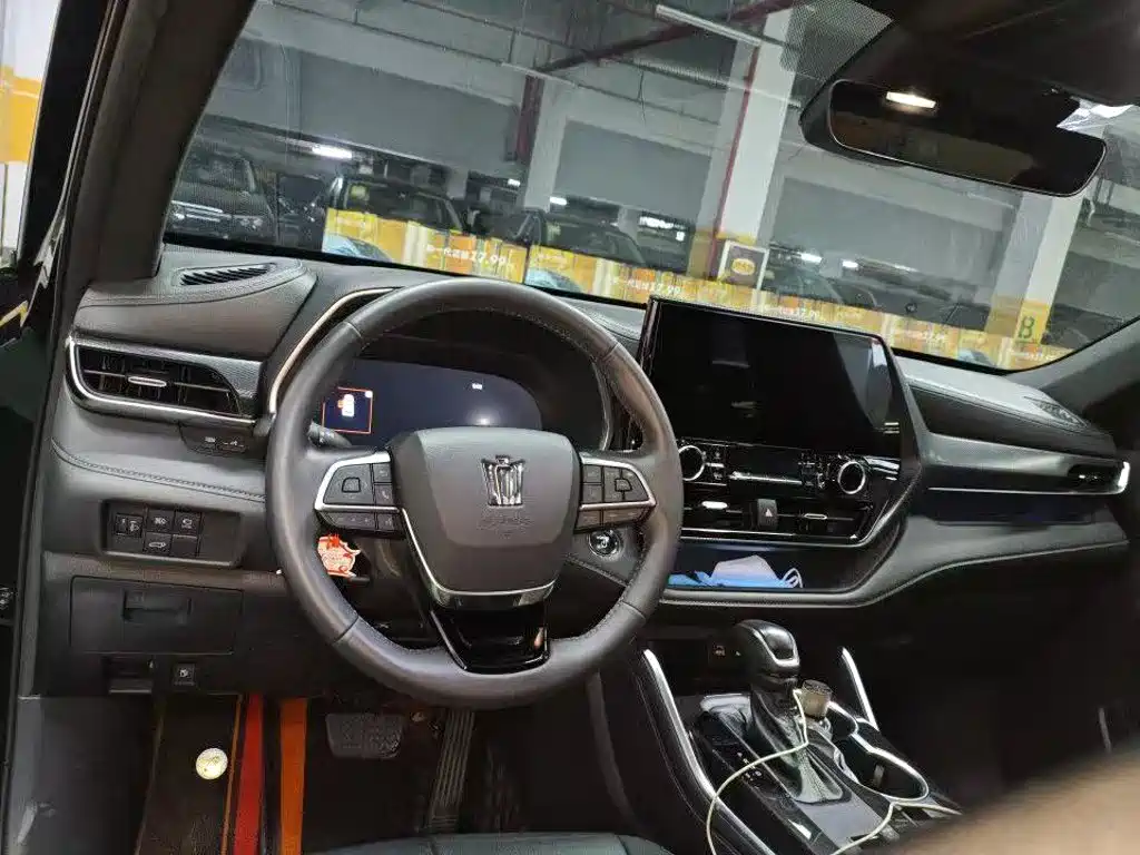 Toyota Crown Kluger 2024 2023 2.5L HEV AWD Premium Edition