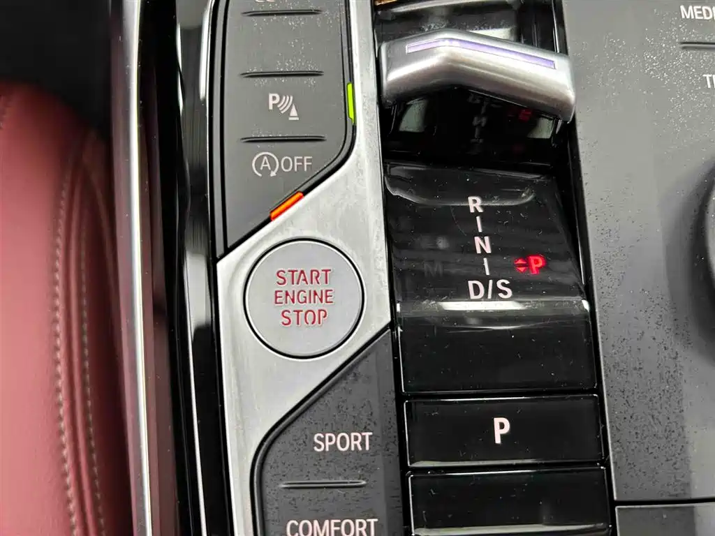 BMW 3 Series 2023 320Li M Sport Package фото 4