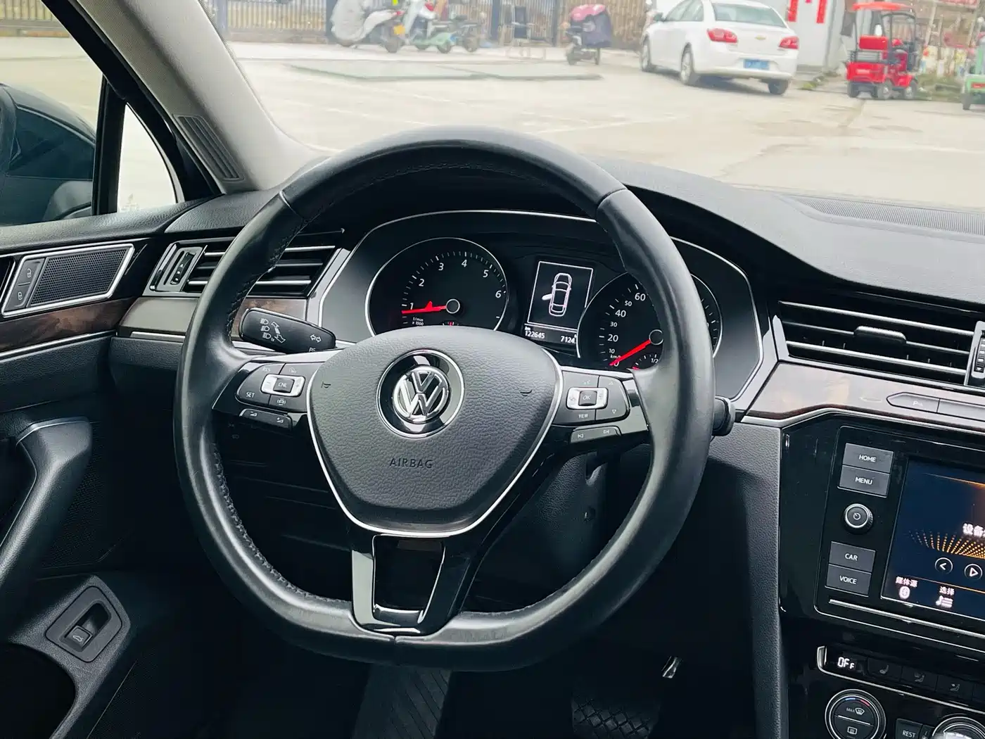 VOLKSWAGEN MAGOTAN