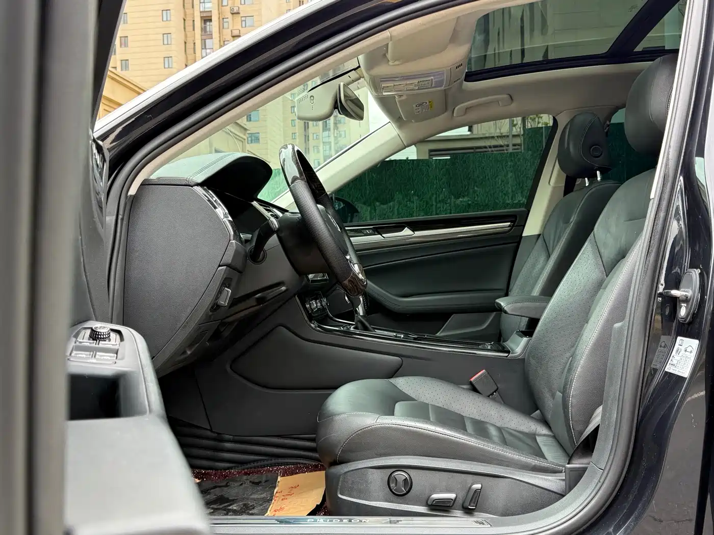 Volkswagen Phideon 2018 Facelift 380TSI FWD Business фото 7