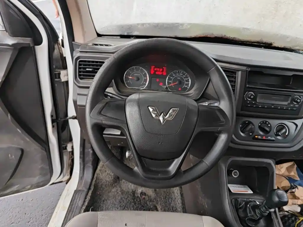 Фото 3 - Wuling Motors Wuling Hongguang V