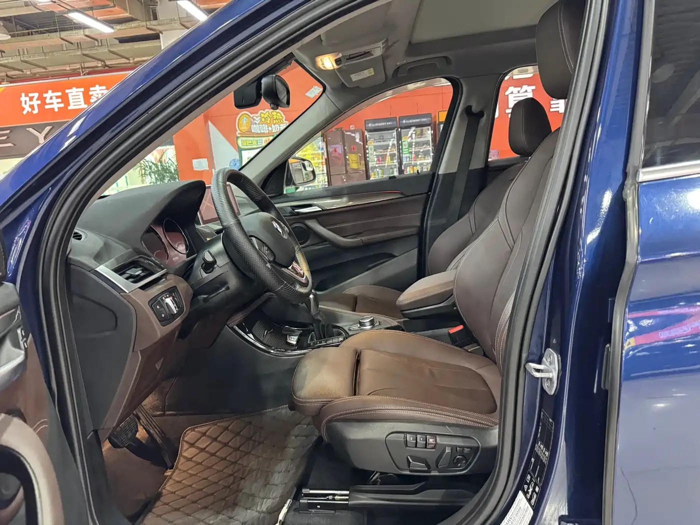 BMW X1 2018 xDrive20Li Premium Model фото 7