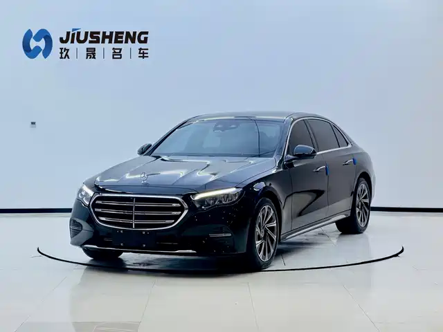 Mercedes-Benz E-Class 2025 E 300 L Luxury — фото 1