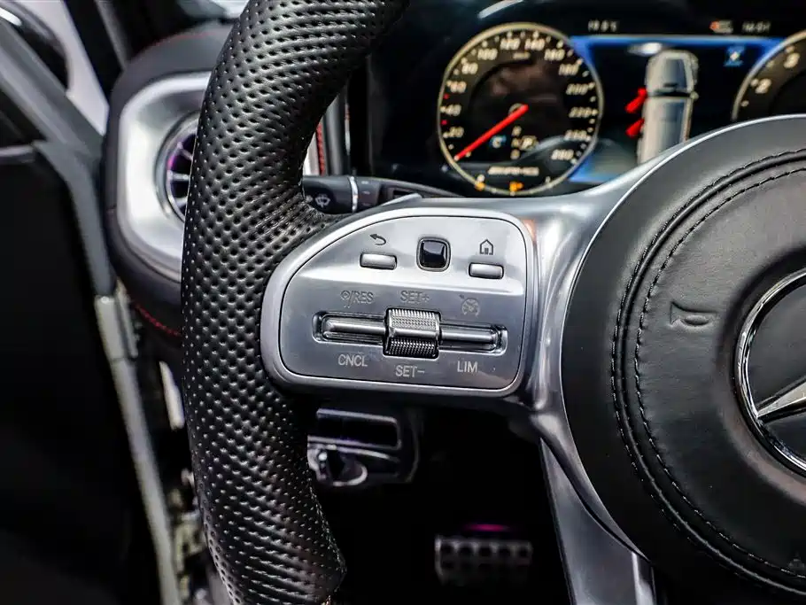Mercedes-Benz G-Class AMG 2013 AMG G 63 фото 10