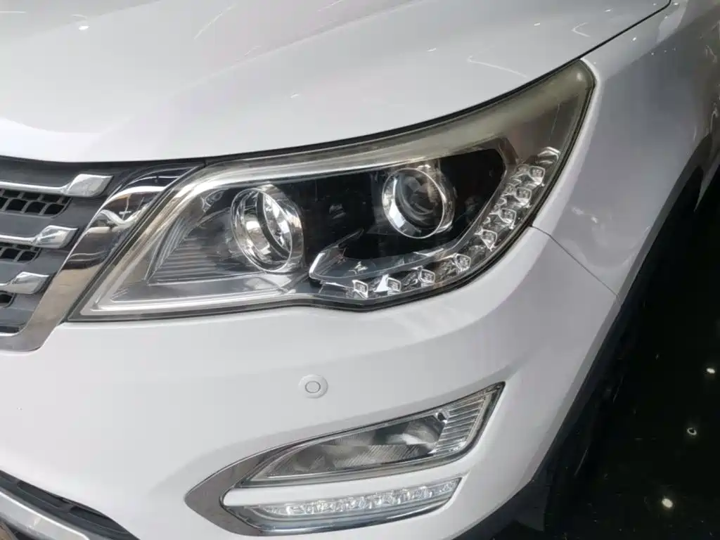 Photo 24 - Baojun 560