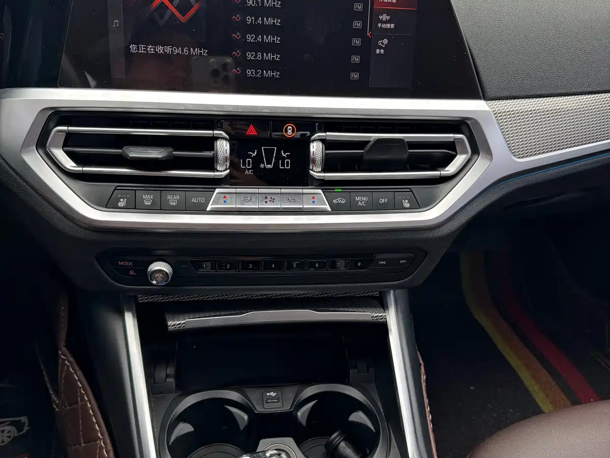 BMW 3 Series 2020 325Li M Sport Black Night Package фото 10