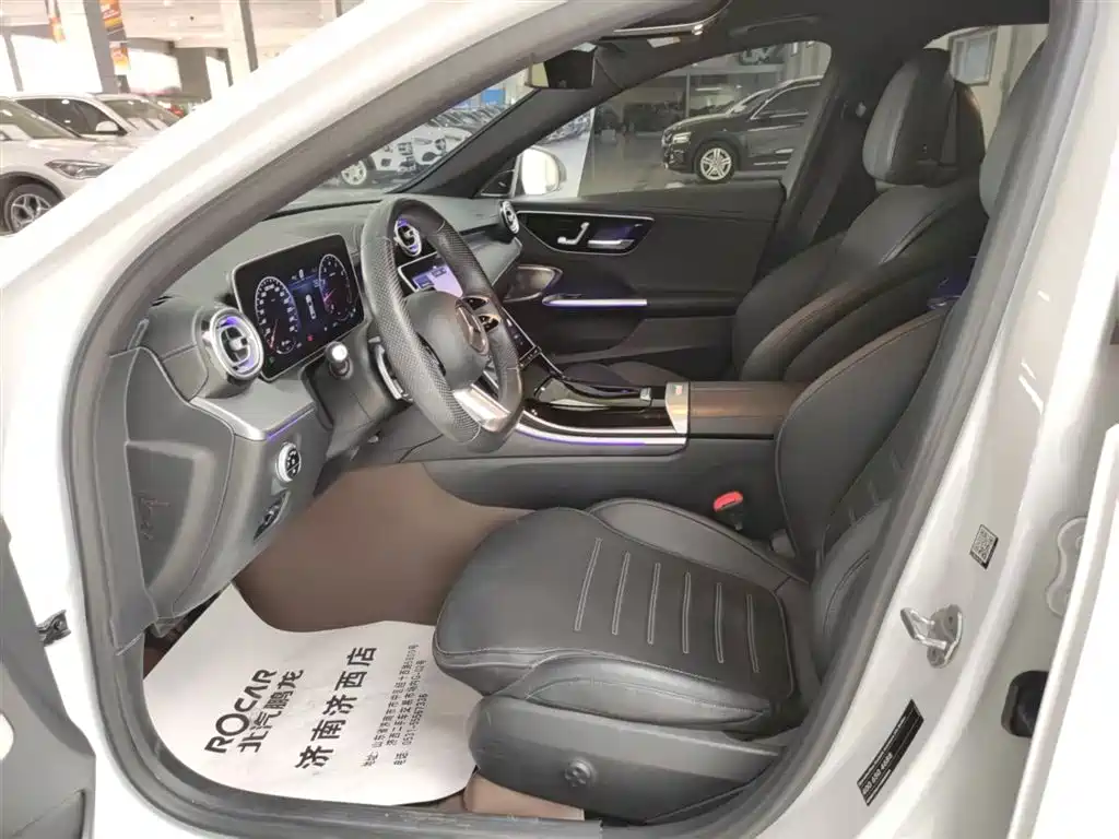 Mercedes-Benz C-Class 2023 C 260 L Night Edition Sport фото 26
