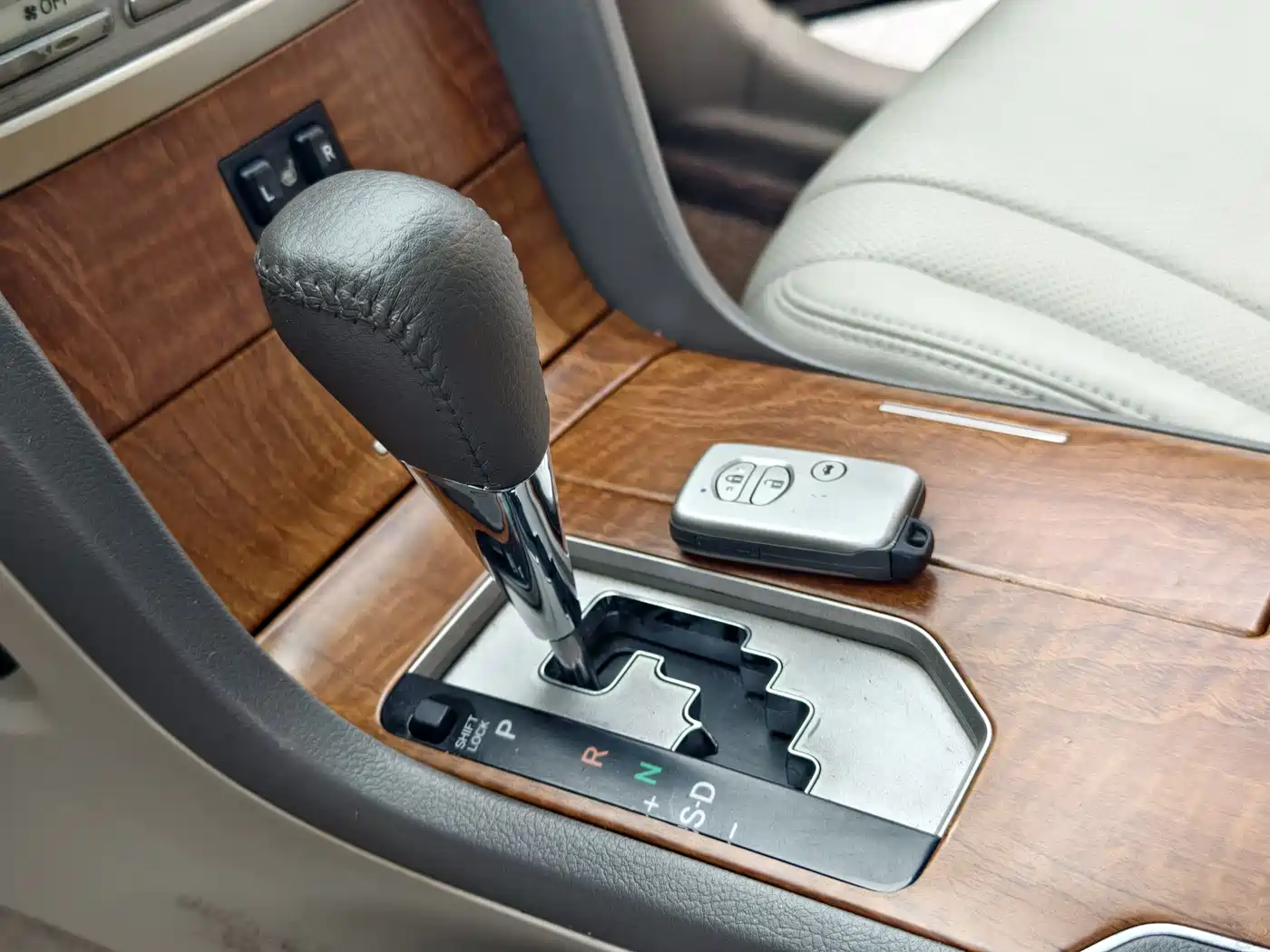 صورة 18 - Toyota Camry