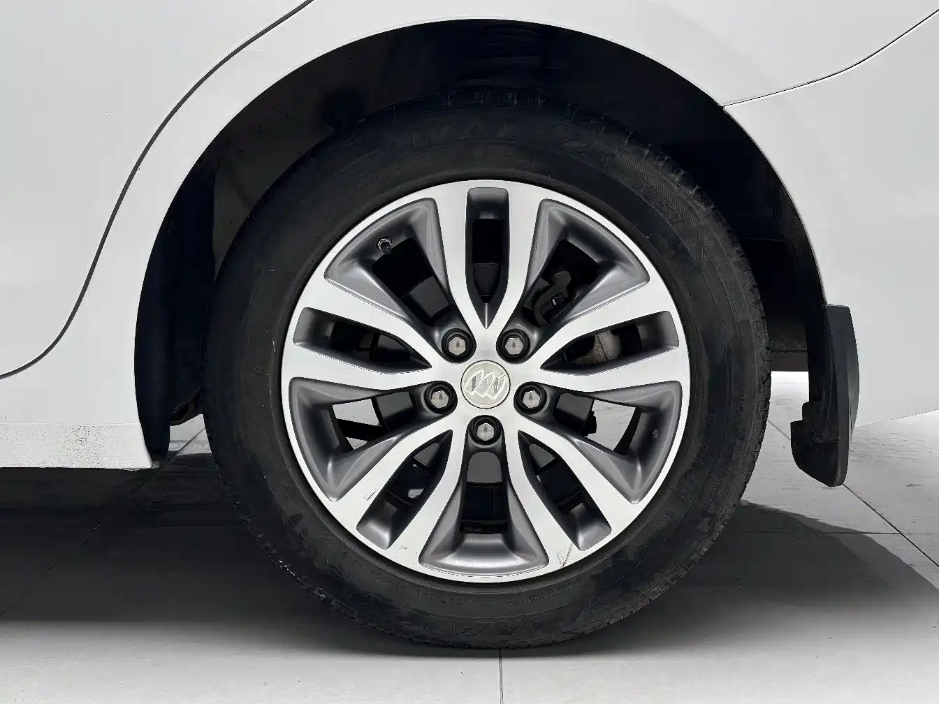 Buick Excelle 2021 1.3T Auto Mild Hybrid Elite фото 19