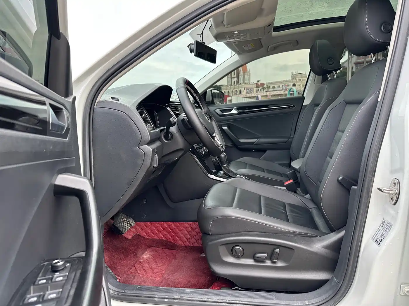 Volkswagen T-ROC 2022 280TSI DSG 2WD Comfort PLUS фото 9