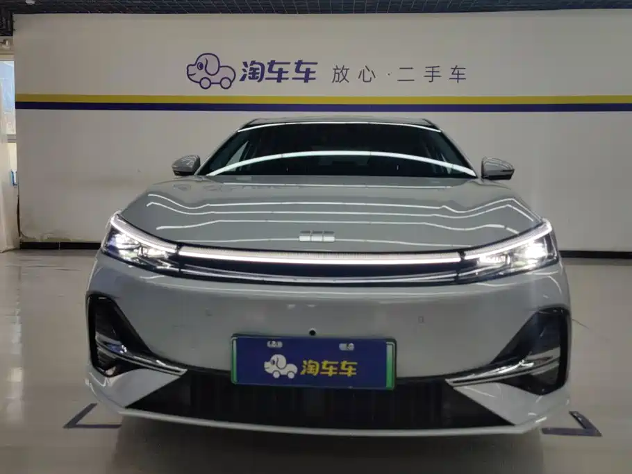 Geely Galaxy Galaxy A7 2026 2025 EM-i High Configuration