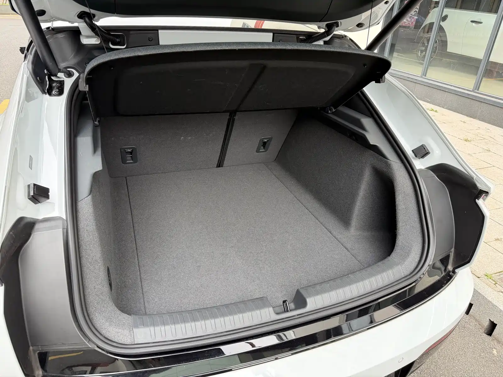 Фото 20 - Audi E5 Sportback