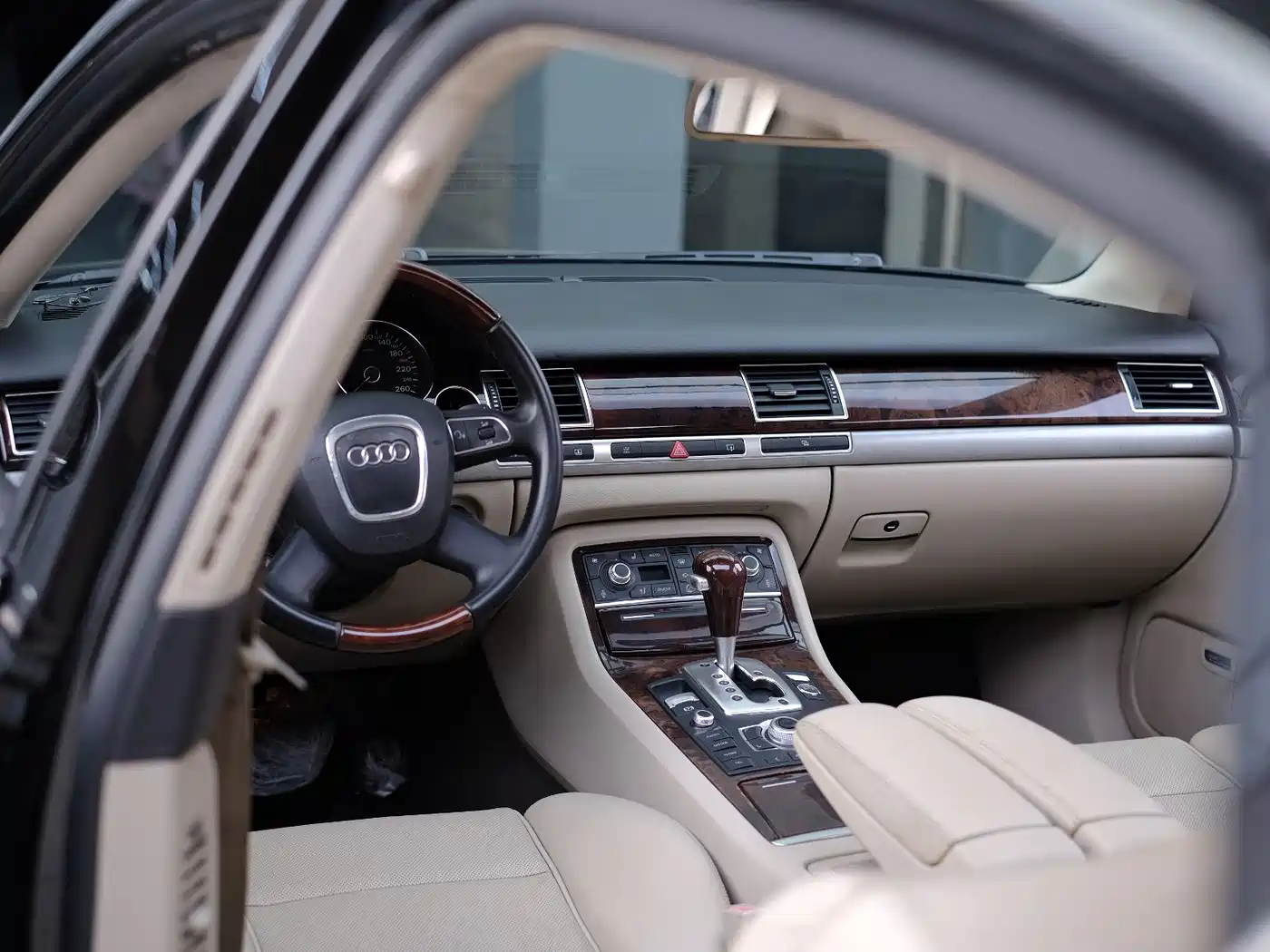 Audi A8 2008 A8L 3.2 FSI Luxury фото 56